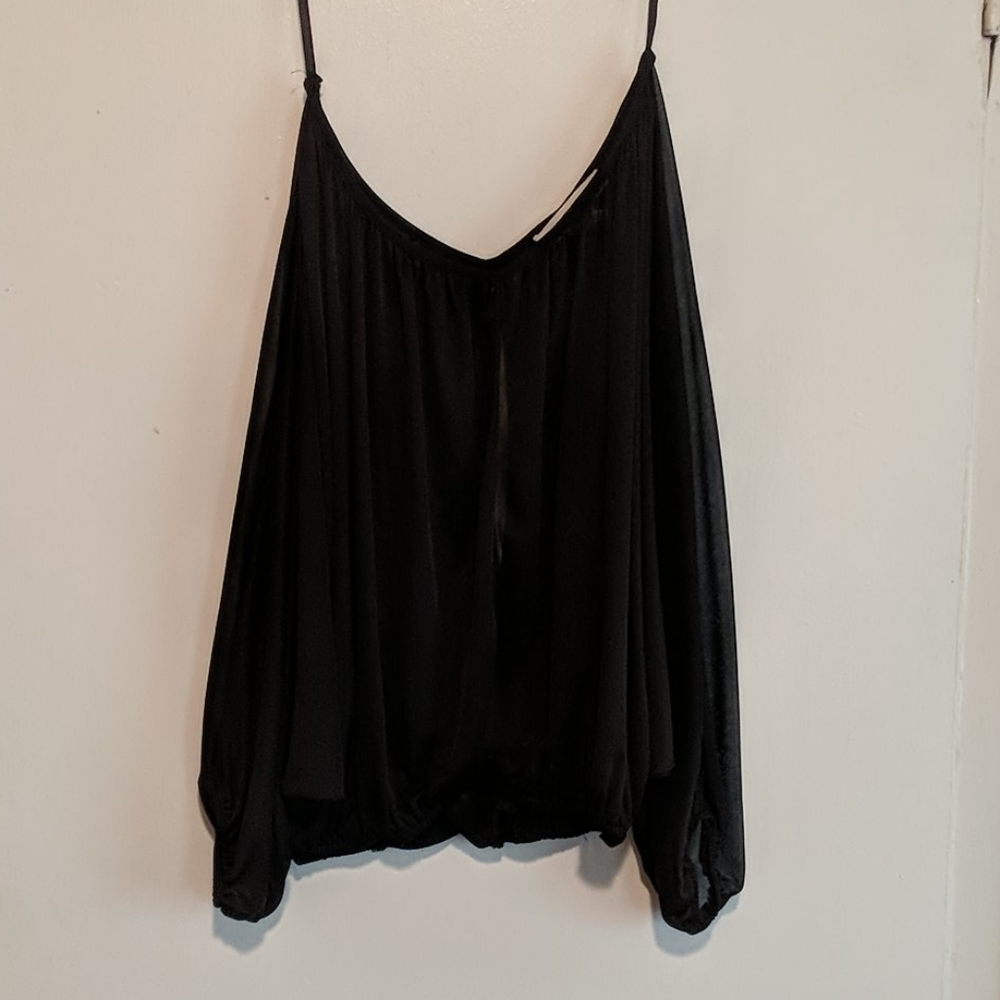 Sans Souci Sheer Black Top. Size Small.